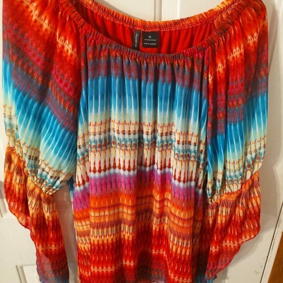 NEW Directions Bright hankercheif sleeve top - Picture 2 of 8